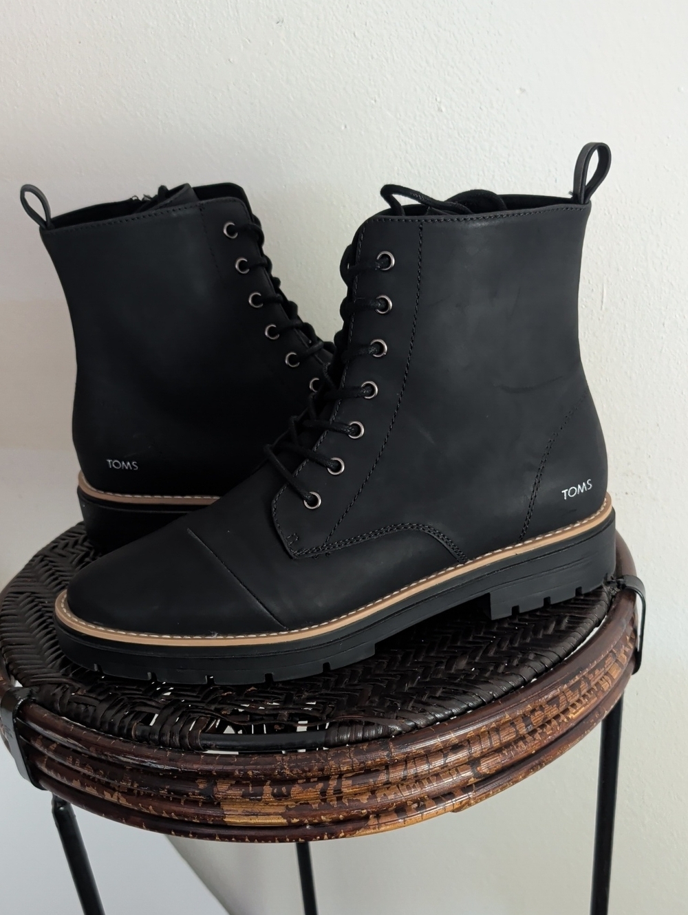 TOMS Women's Alaya Combat Boot, Sahara Synthetic Nubuck Size 11